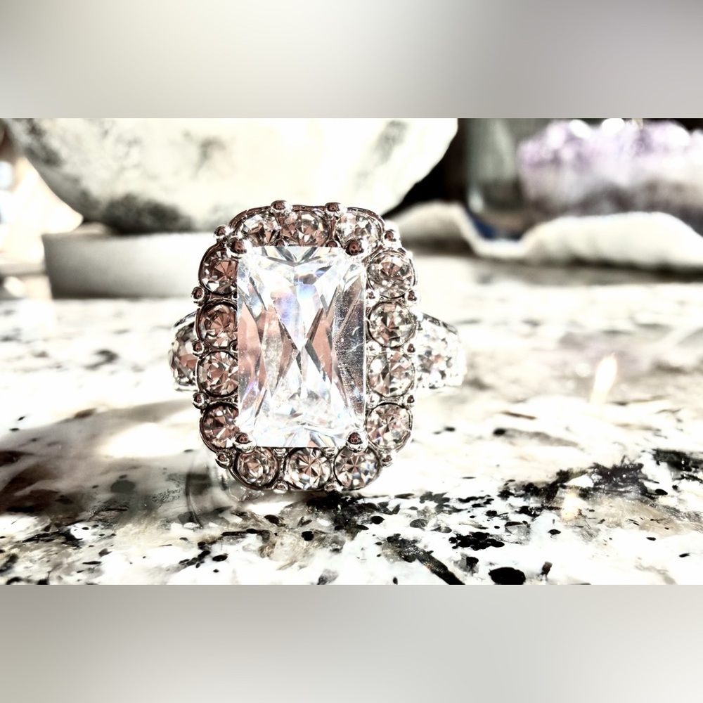 NVC Nataliya V Collister Avon Silver Plated CZ Cocktail HALO Ring_Kyra_SZ 7 - Picture 5 of 10
